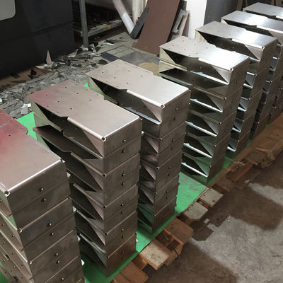 高精度の薄板金の製作の部品0.1mmの許容OEM