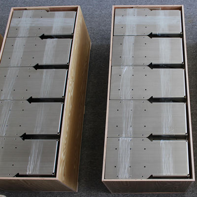 刻み目を取り除く部品を切る急速なプロトタイピングの薄板金レーザーはコーティングの表面の終わりを粉にする
